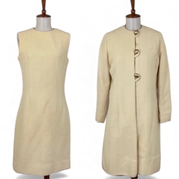 Vintage Dresses & Skirts - Vintage Set Womens Sleeveless Crew Neck Shift Dress Women’s M‎ Ivory Over Coat